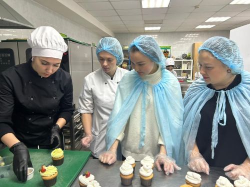 В Заинском политехническом колледже испекли капкейки