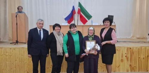 Алия Гыйльфанова: «Җирлектә чисталык, тәртип мәсьәләсенә зур игътибар бирелә»