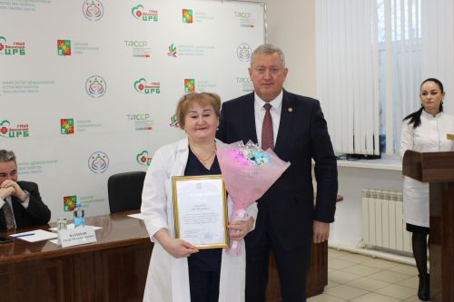 Глава Заинского района с рабочим визитом посетил коллектив районной больницы