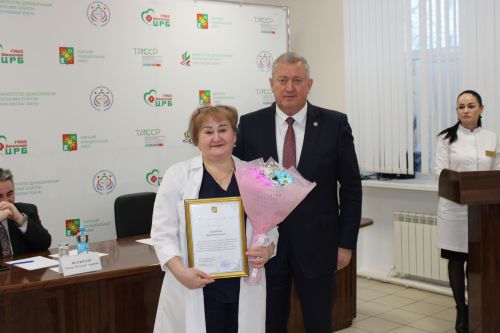 Глава Заинского района с рабочим визитом посетил коллектив районной больницы