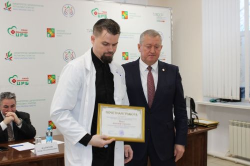 Глава Заинского района с рабочим визитом посетил коллектив районной больницы