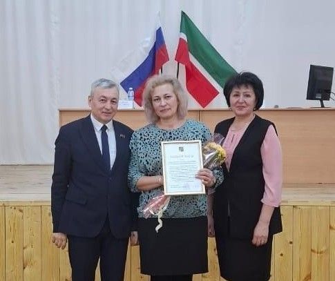 Алия Гыйльфанова: «Җирлектә чисталык, тәртип мәсьәләсенә зур игътибар бирелә»