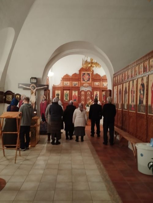 В храмах Заинского благочиния прошли Рождественские богослужения