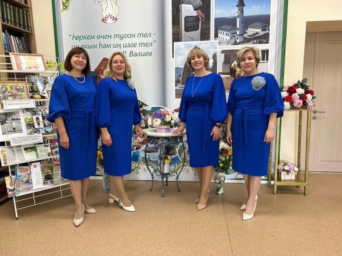 Вокально-инструментальный ансамбль «Веста» отмечает Международный день музыки
