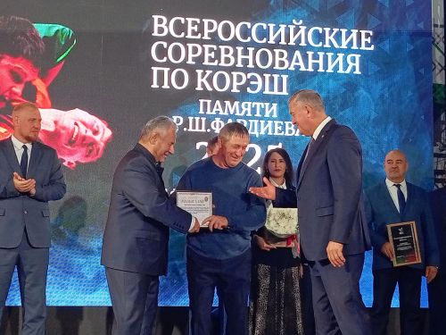 Зәйдә Ринат Фәрдиев истәлегенә Бөтенроссия көрәш турниры старт алды