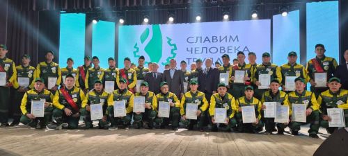 Зәйдән Ислам –  «Хезмәт кешесен данлыйбыз» бәйгесе номинанты