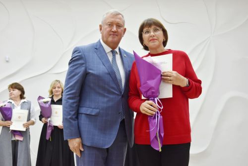 Заинские педагоги получили награды в честь Дня учителя