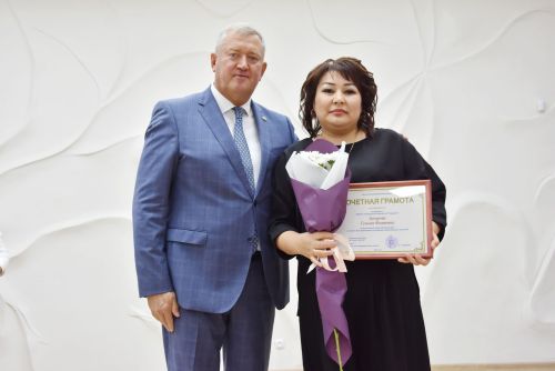 Заинские педагоги получили награды в честь Дня учителя