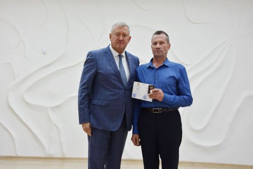 Заинские педагоги получили награды в честь Дня учителя