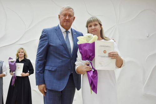 Заинские педагоги получили награды в честь Дня учителя