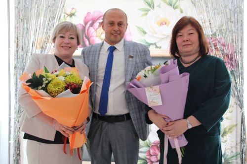 Педагогларга хөрмәт