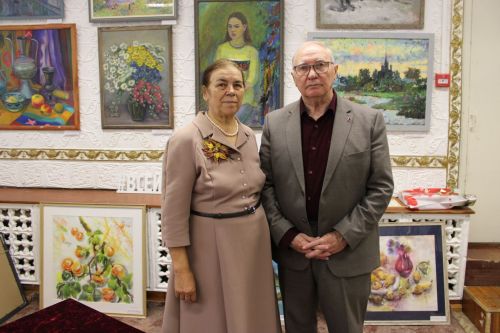Мастер и его ученики: в Заинском музее открылась выставка Мадияра Хазиева
