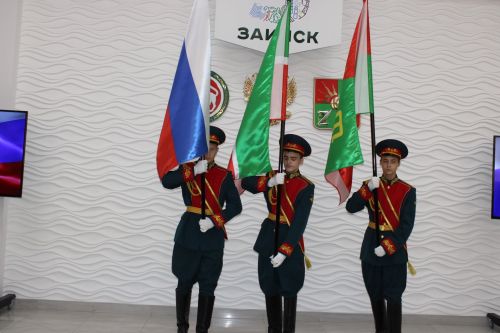 Зәйдә махсус хәрби операциядә һәлак булган геройларның гаиләләренә дәүләт бүләкләре тапшырылды