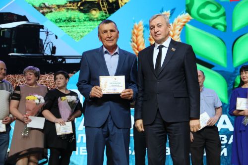 Яркие моменты праздника урожая-2025 в Заинске