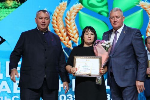 Яркие моменты праздника урожая-2025 в Заинске