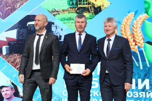 Яркие моменты праздника урожая-2025 в Заинске