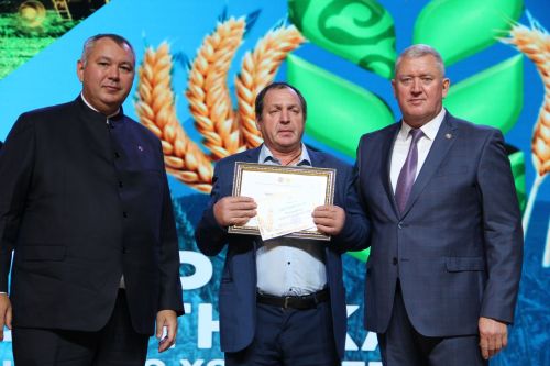 Яркие моменты праздника урожая-2025 в Заинске