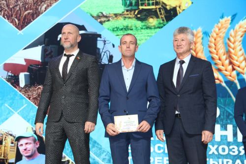 Яркие моменты праздника урожая-2025 в Заинске