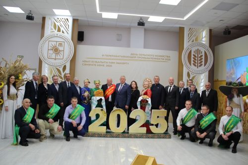 Яркие моменты праздника урожая-2025 в Заинске