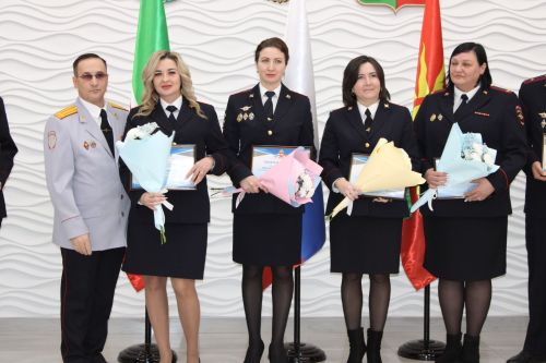 Зәйдә полиция хезмәткәрләре һөнәри бәйрәмнәрен билгеләп үтте