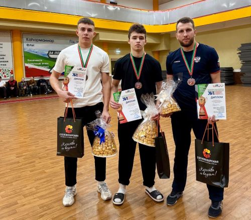 Зәйлеләр татарча көрәш һәм кул көрәше буенча Россиякүләм турнирда призлы урыннар алды