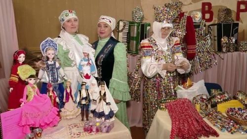 В районном Доме культуры города Заинск состоялся фестиваль «Культурный код в ремесле»