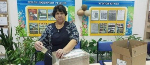 Сельские активисты Заинского района дарят бойцам частичку домашнего очага