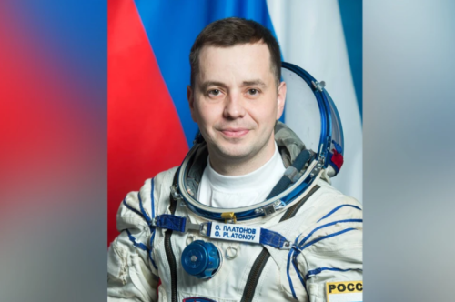Космонавт Олег Платонов пообщался со школьниками городов Азнакаево и Заинска