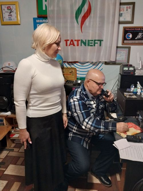 Космонавт Олег Платонов пообщался со школьниками городов Азнакаево и Заинска
