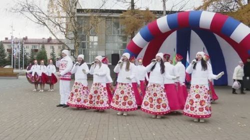 В городе отметили День народного единства