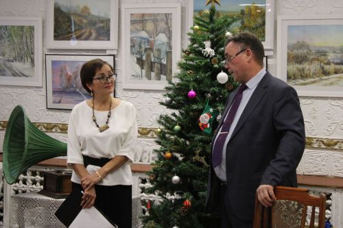Зәй музеенда акварелист Владимир Кондратенко күргәзмәсе ачылды