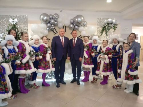 Зәйдә уку алдынгыларының  «Чыршы бәйрәме» уза