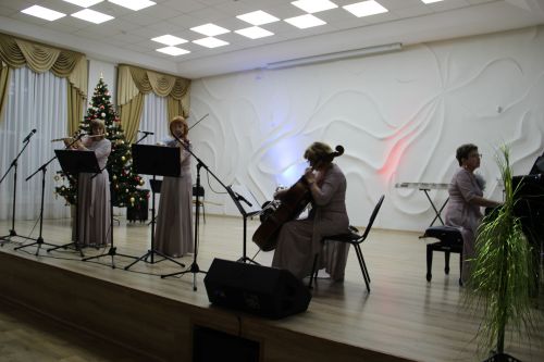 Зәй музыка мәктәбе коллективы иҗади кичә бүләк итте
