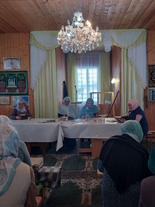 В Заинском районе впервые прошел женский конкурс чтецов Корана