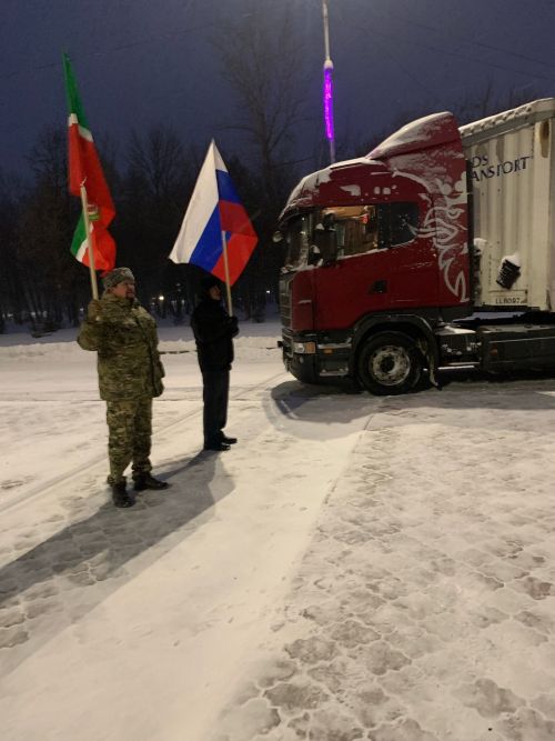 Зәйлеләр якташ хәрбиләргә машиналар,  тәгәрмәчле мунча җибәрде