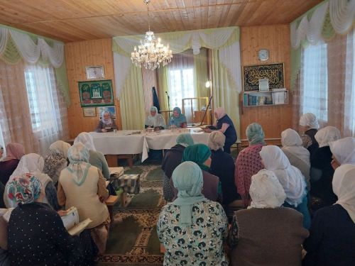 В Заинском районе впервые прошел женский конкурс чтецов Корана