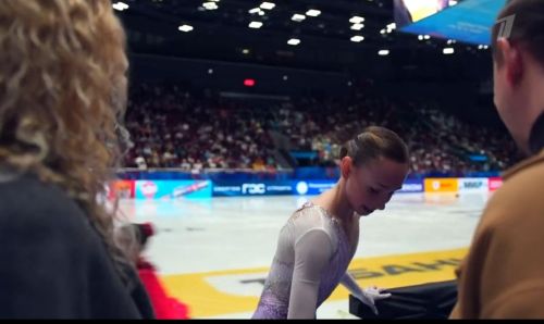 Зәй районы кызы Динә Хөснетдинова фигуралы шуу буенча Россия чемпионатында иң-иңнәр арасында