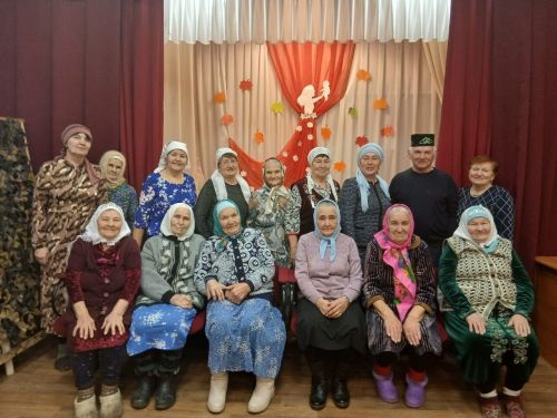 Әниләр көне узды, ә җылысы йөрәкләрдә калды