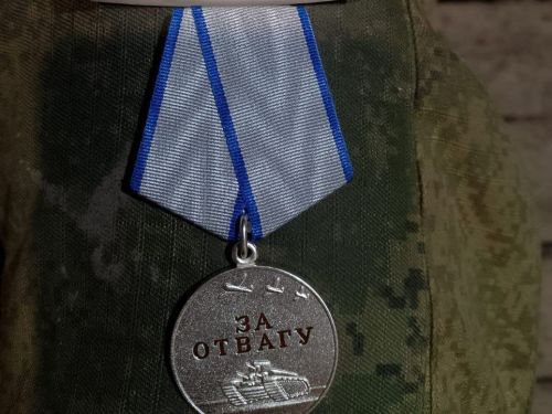 Военнослужащий с позывным «Яма» поздравил земляков с наступающим Новым годом