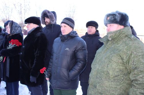 В Заинске установлена памятная доска герою Ниязу Харрасову