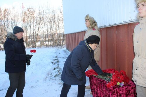 В Заинске установлена памятная доска герою Ниязу Харрасову