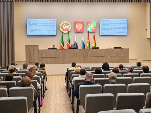 Заинск готовится к Новому году: меры безопасности на дорогах и в праздничные дни