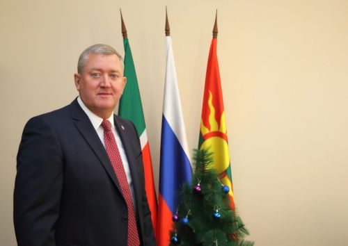 Район башлыгының Яңа 2026 ел белән тәбрикләве