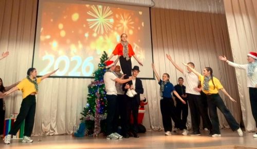 Зәй политехник көллияте студентлары Яңа ел мюзиклы куйды
