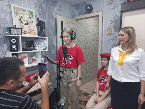 Югары Мәлем мәктәбе яшьармиячеләре көчле рухлы егет янында булды