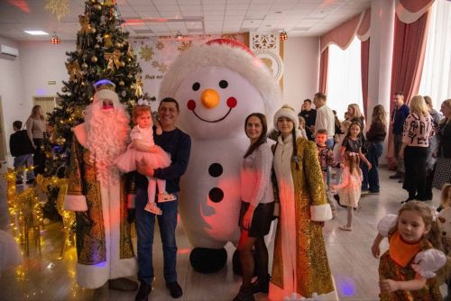 Новогодняя сказка в ДК «Энергетик»: старт волшебных каникул для детей Заинской ГРЭС
