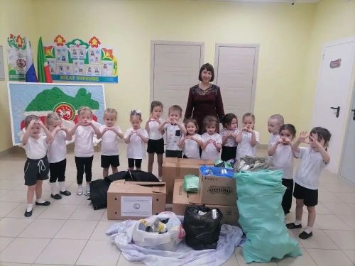 Зәйнең “Алтынчәч” бакчасында хәрбиләргә ярдәм итү буенча акция узды