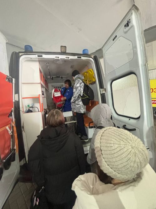 В Заинской ЦРБ старшеклассников познакомили с миром медицины