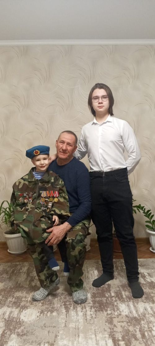 Әфган җирендәге бәрелешләргә беренчеләрдән кергән ул