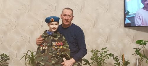 Әфган җирендәге бәрелешләргә беренчеләрдән кергән ул